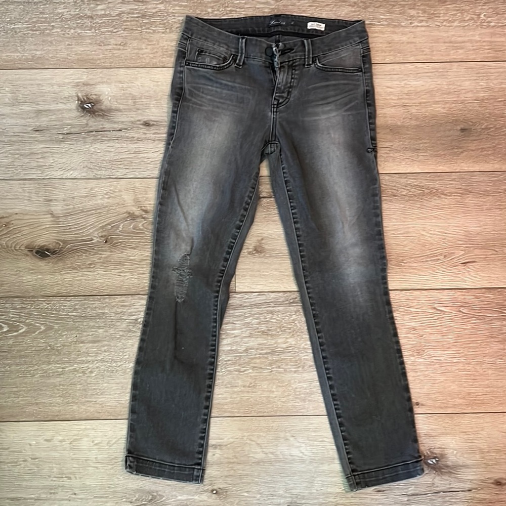Level 99 Lily Crop Skinny Straight jeans- like new!